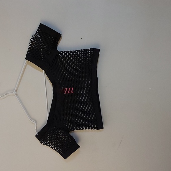 La Senza Mesh Half Top - Picture 3 of 6